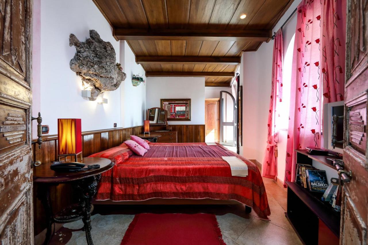 Sonia Hotel