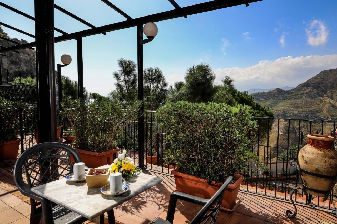 Hotel Sonia 4*